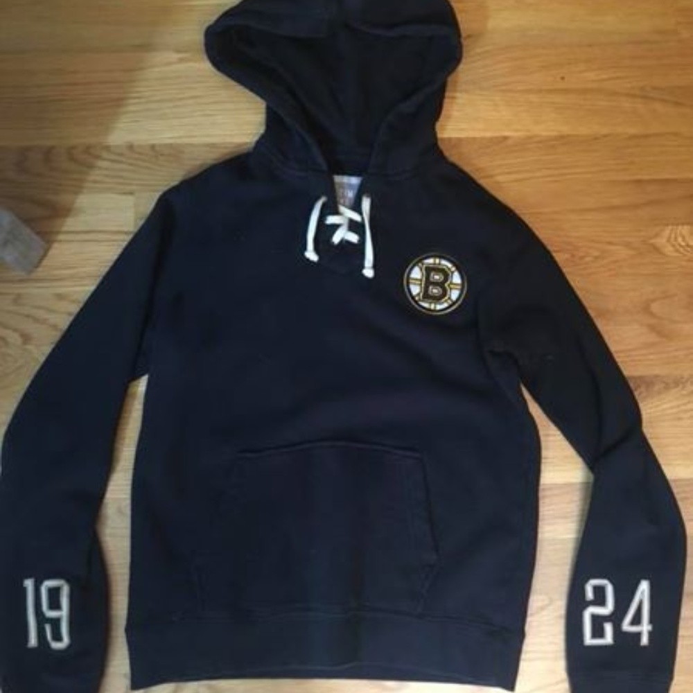 Womens Bruins Sweatshirt